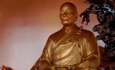 成语“一尘不染”源自何人？其中有哪些历史典故呢？