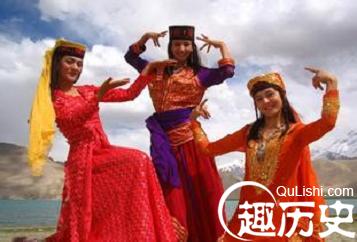 乌孜别克族服饰 乌孜别克族男女服饰简介