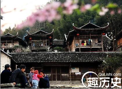 土家族建筑  土家族建筑奇观彭家寨的介绍