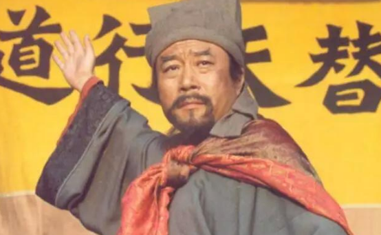 宋江为什么能在梁山上掌握大权?其实是晁盖促成的!