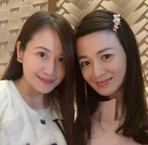 陈小春版《鹿鼎记》里的曾柔，除了演员还有这个身份？