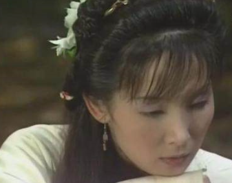 夏雪宜为什么会爱上温仪而不是何红药？