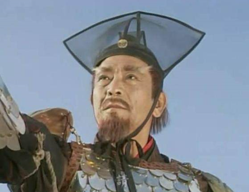 白眉鹰王殷天正为什么在明教中被尊为上上人物？
