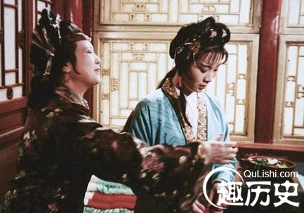 红楼梦中的爷们为何都可以娶小老婆？