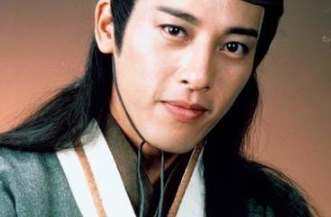 《碧血剑》中的&ldquo;风祖师爷&rdquo;是风清扬吗？《倚天屠龙记》《笑傲江湖》和《碧血剑》中的华山派是不是同一个？