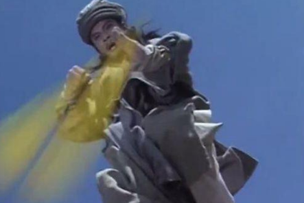 游坦之对阿紫是什么感情？游坦之为什么为了阿紫什么都愿意？