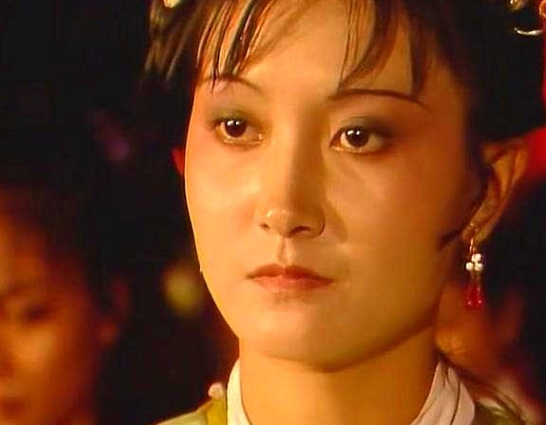 抄检大观园后，那个没有被撵的绣橘丫头，才是红楼梦里最可怜的人 