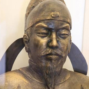 王镕头像